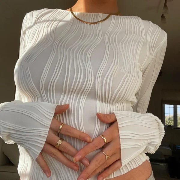 Ruched Long-Sleeve Crop Top in White – Soft Autumn Style - Image 7